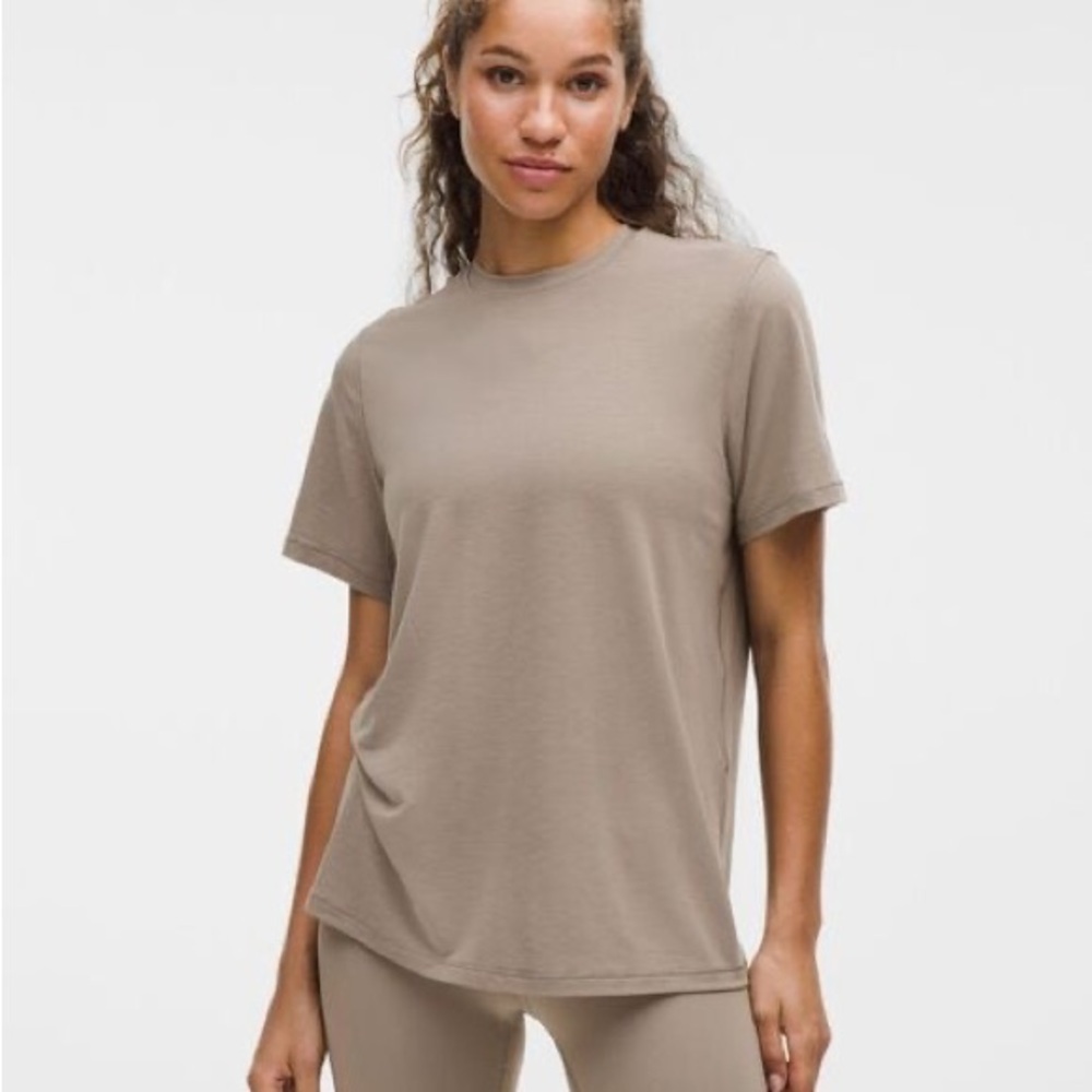 Lululemon Jersey Training Tee - Warm Ash Grey